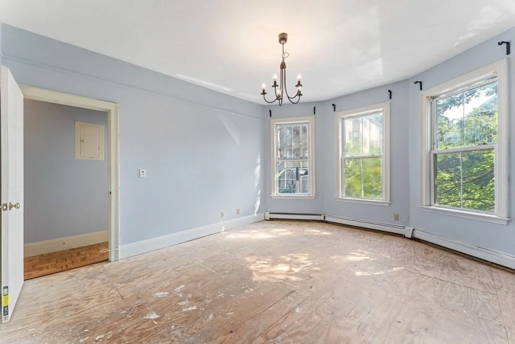 3 bed, 2 bath apartment for rent at 42-44 Woodlawn St Unit 5, Jamaica Plain — photo 9 of 29