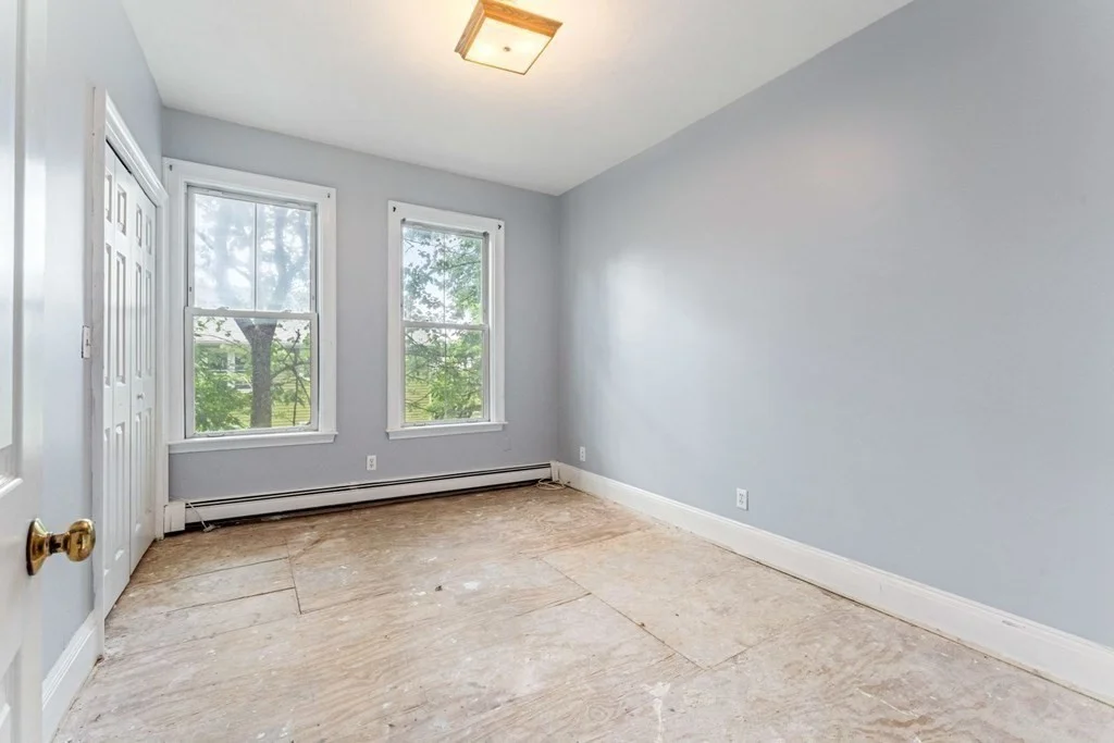 3 bed, 2 bath apartment for rent at 42-44 Woodlawn St Unit 5, Jamaica Plain — photo 12 of 29