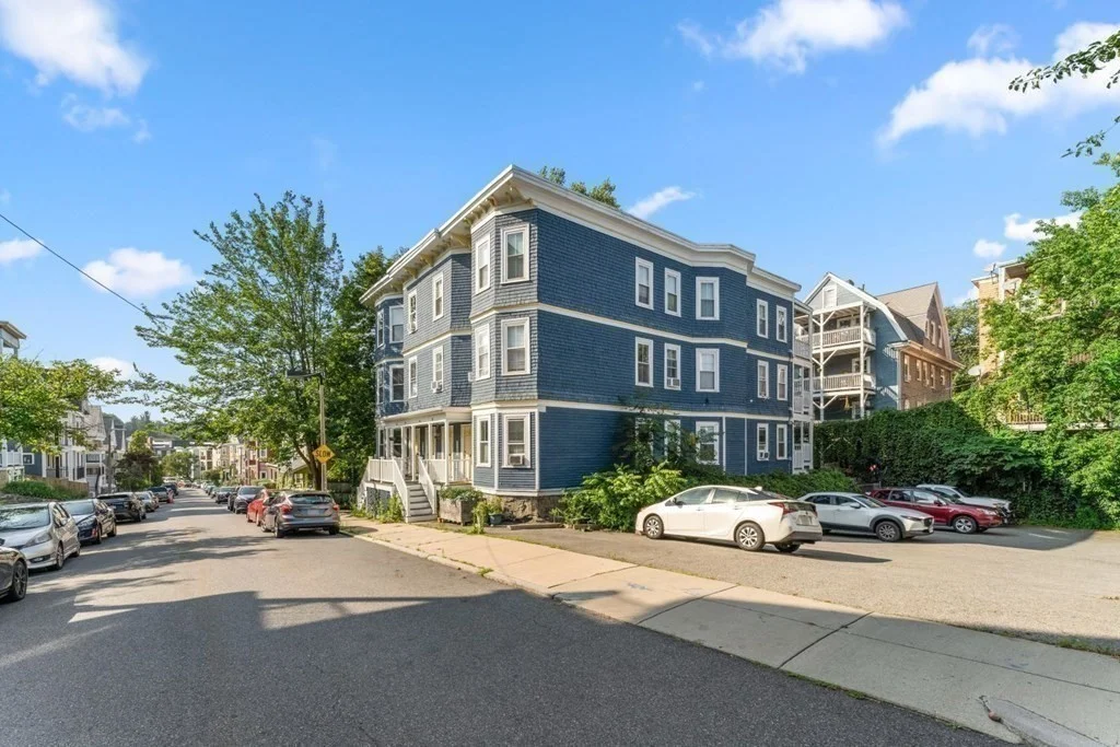 3 bed, 2 bath apartment for rent at 42-44 Woodlawn St Unit 5, Jamaica Plain — photo 28 of 29