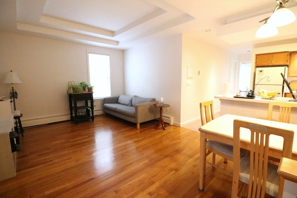 2 bed, 1 bath apartment for rent at 42-48 Marion St Unit 44, Ward Two — photo 13 of 18