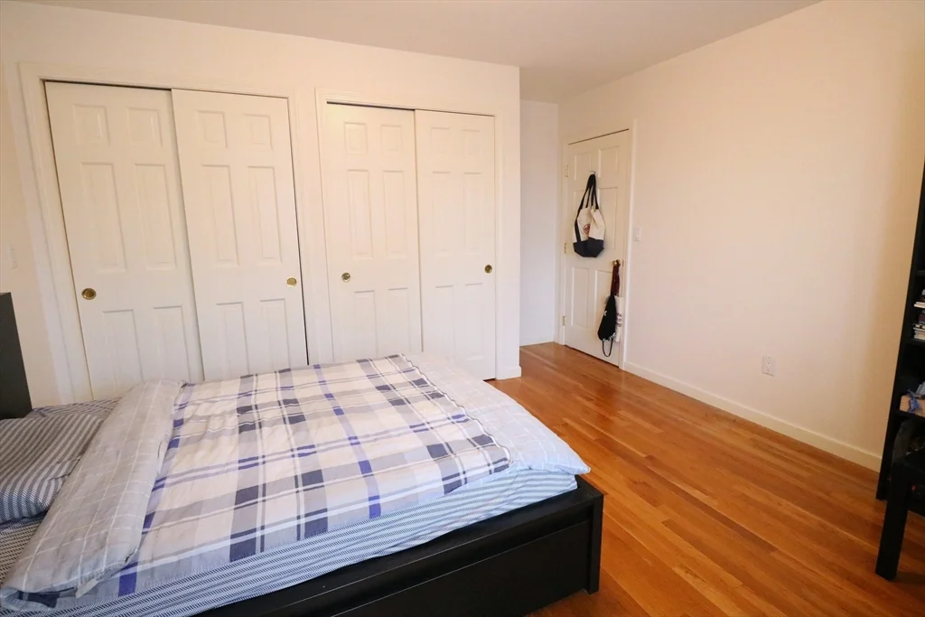 2 bed, 1 bath apartment for rent at 42-48 Marion St Unit 44, Ward Two — photo 4 of 18