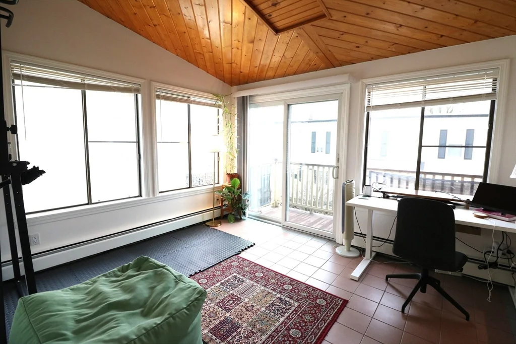 2 bed, 1 bath apartment for rent at 42-48 Marion St Unit 44, Ward Two — photo 15 of 18