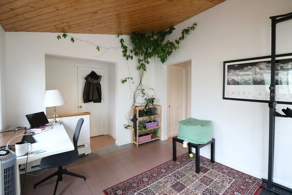 2 bed, 1 bath apartment for rent at 42-48 Marion St Unit 44, Ward Two — photo 16 of 18