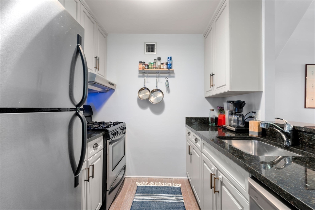 2 bed, 2 bath apartment for rent at 42 8th St Unit 3203, Charlestown — photo 7 of 15