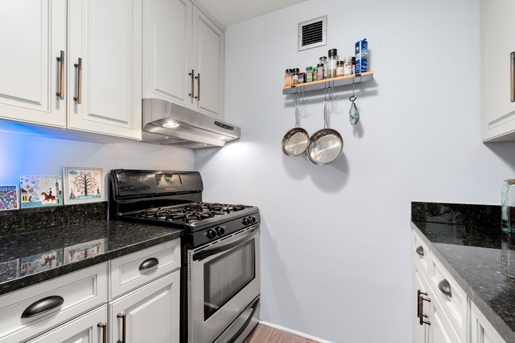 2 bed, 2 bath apartment for rent at 42 8th St Unit 3203, Charlestown — photo 8 of 15