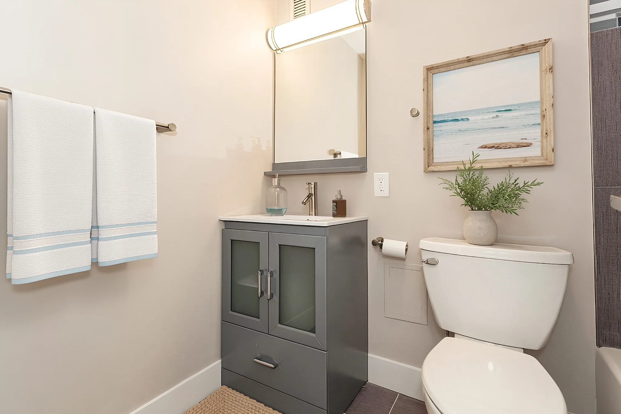 3 bed, 2 bath apartment for rent at 42 8th St Unit 5-519, Charlestown — photo 5 of 14