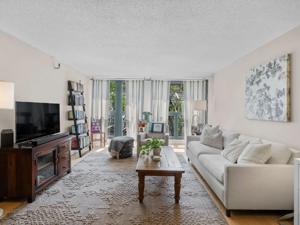 1 bed, 1 bath apartment for rent at 42 8th St Unit 5312, Charlestown — photo 2 of 27