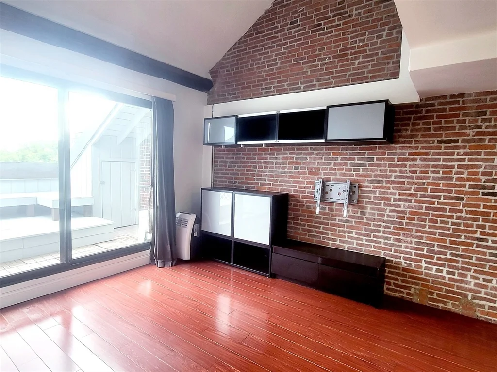 2 bed, 2 bath apartment for rent at 42 8th Unit 2515, Charlestown — photo 4 of 29