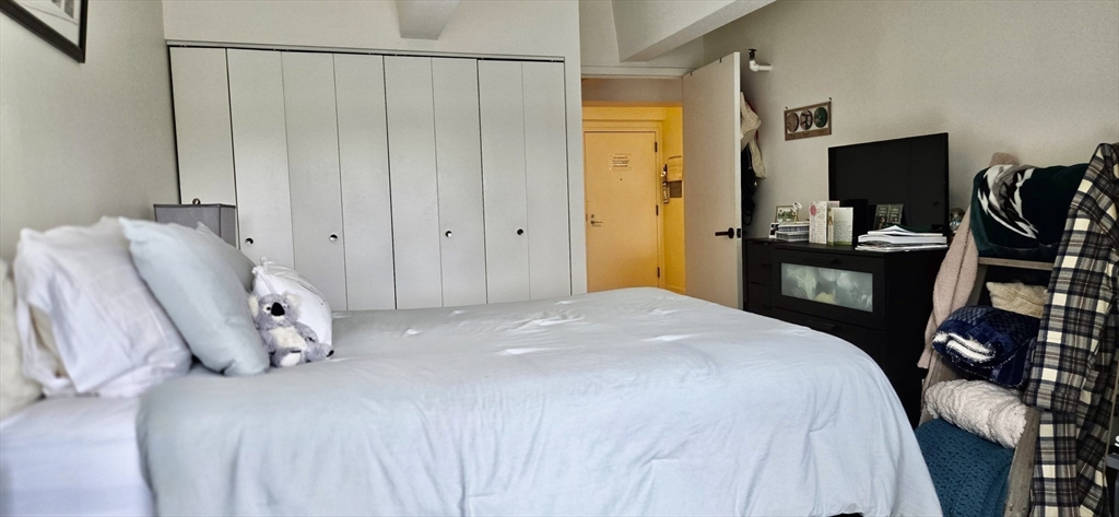 1 bed, 1 bath apartment for rent at 42 8th Unit 3414, Charlestown — photo 5 of 16