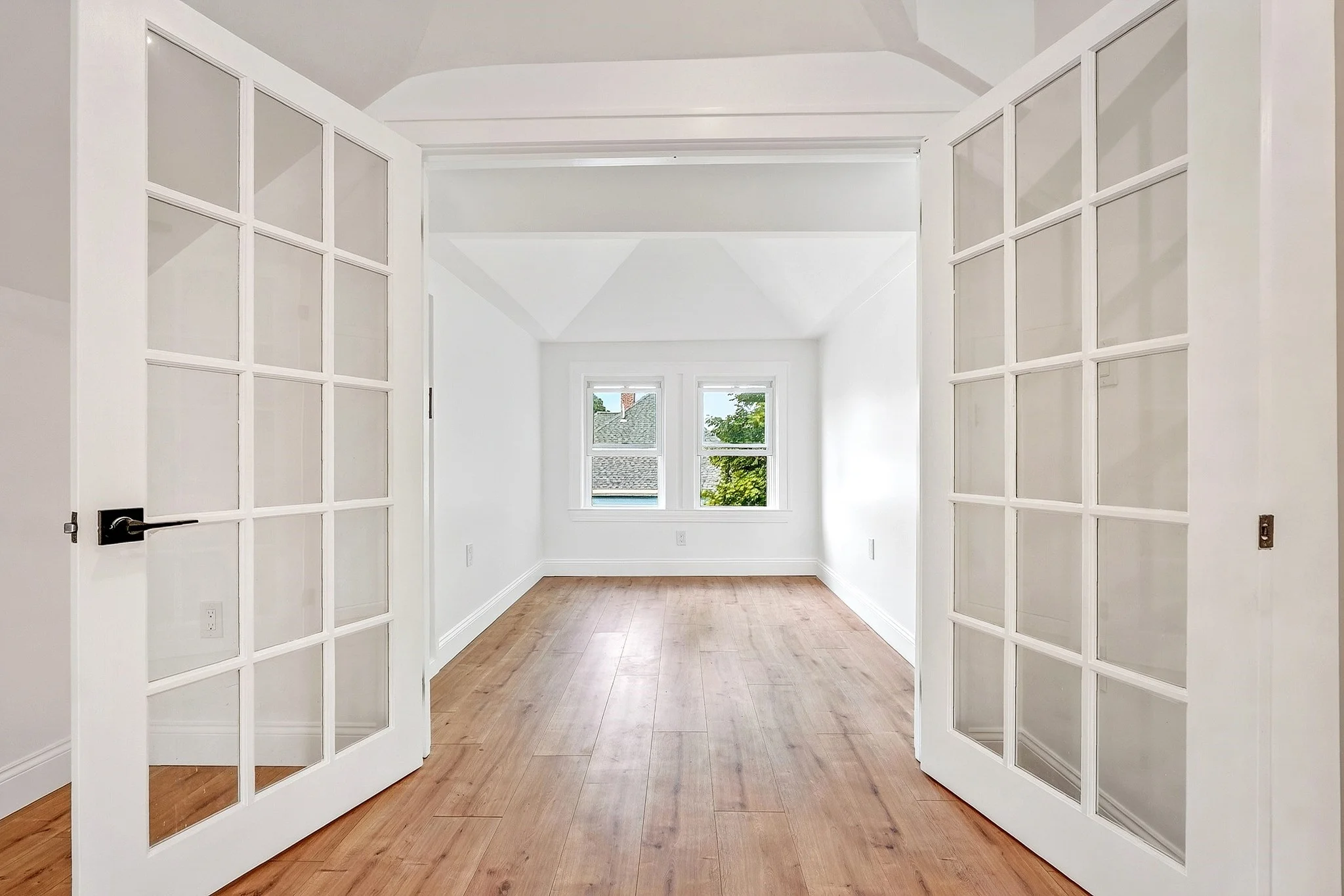 3 bed, 2 bath apartment for rent at 42 Adams St Unit 2, Arlington — photo 29 of 37