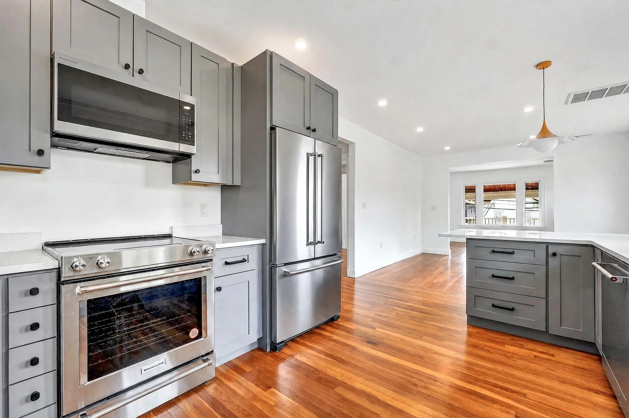 3 bed, 2 bath apartment for rent at 42 Adams St Unit 2, Arlington — photo 15 of 37