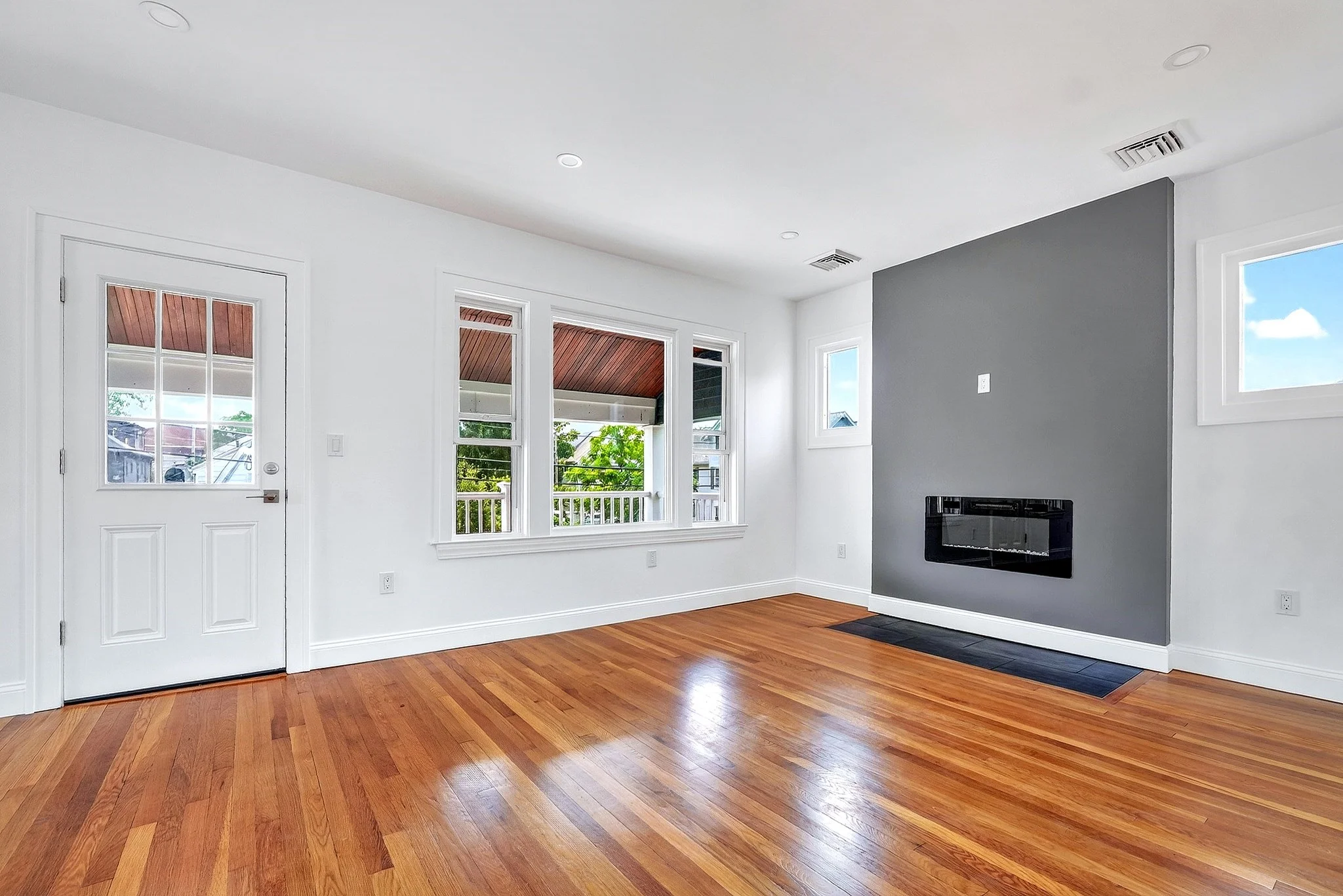 3 bed, 2 bath apartment for rent at 42 Adams St Unit 2, Arlington — photo 3 of 37