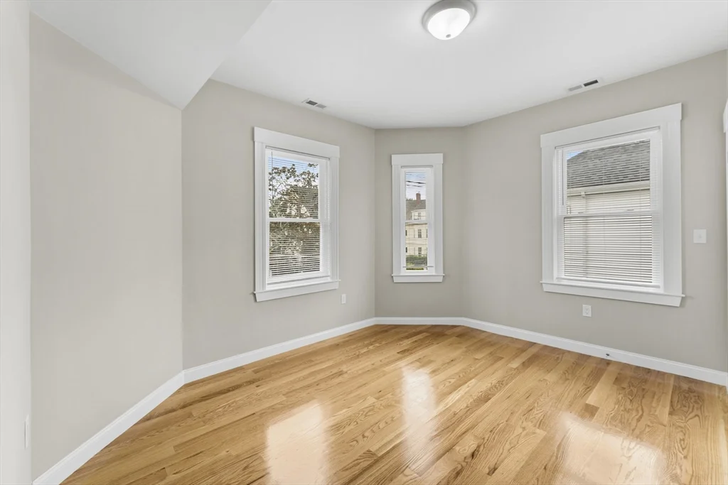 3 bed, 1 bath apartment for rent at 42 Almont St Unit 3L, Medford — photo 15 of 28