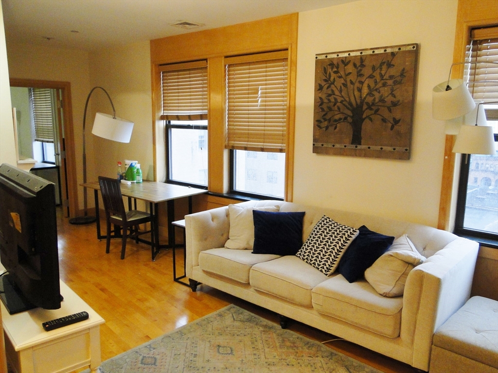 2 bed, 2 bath apartment for rent at 42 Beach St Unit 10D, Chinatown — photo 1 of 10