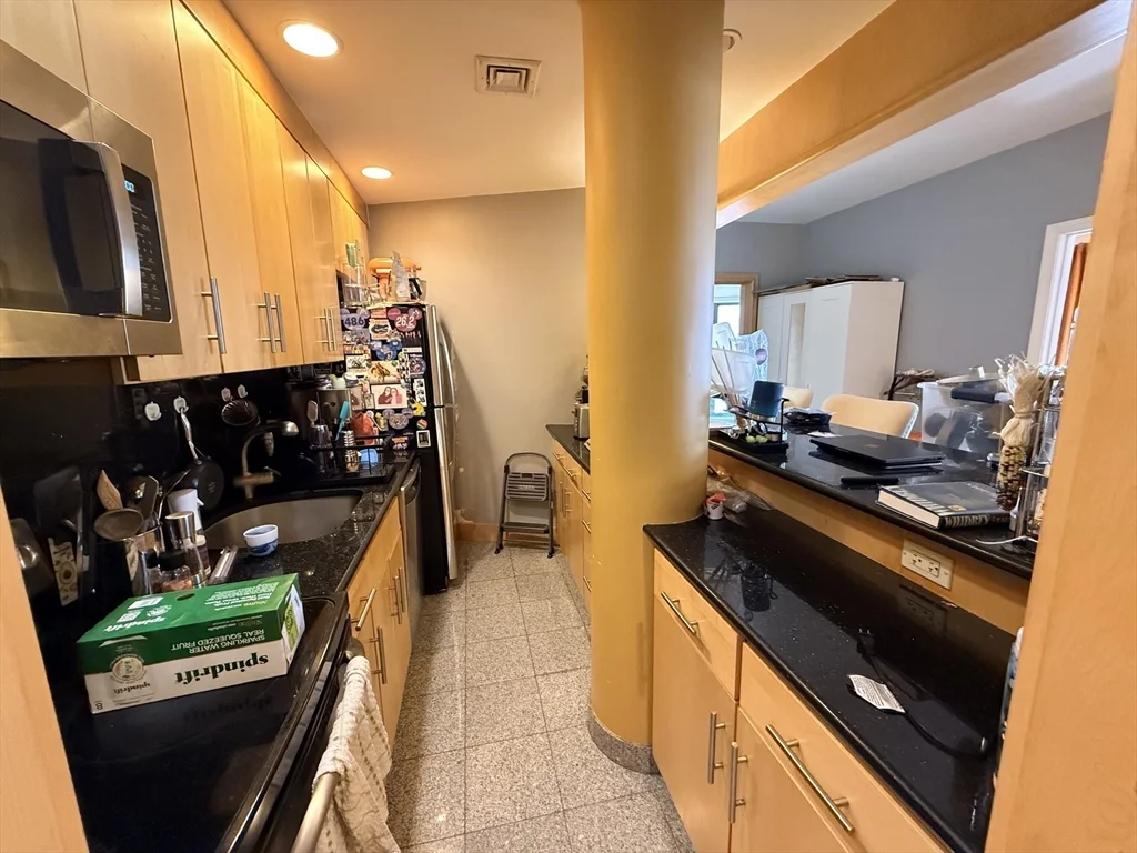 2 bed, 1 bath apartment for rent at 42 Beach St Unit 8B, Chinatown — photo 8 of 28