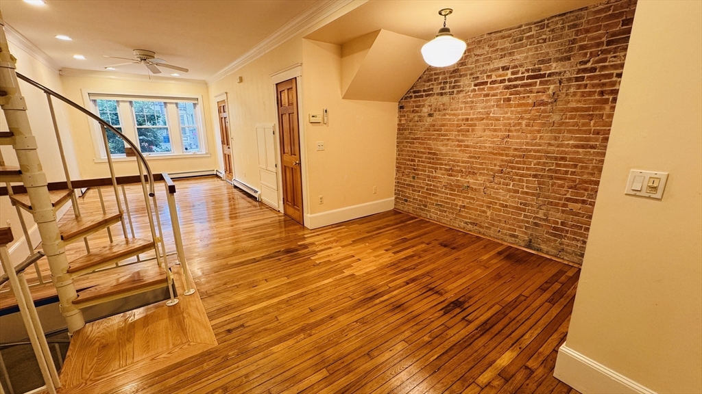 3 bed, 2 bath apartment for rent at 42 Bigelow Stree Unit 1, Mid-Cambridge — photo 1 of 18