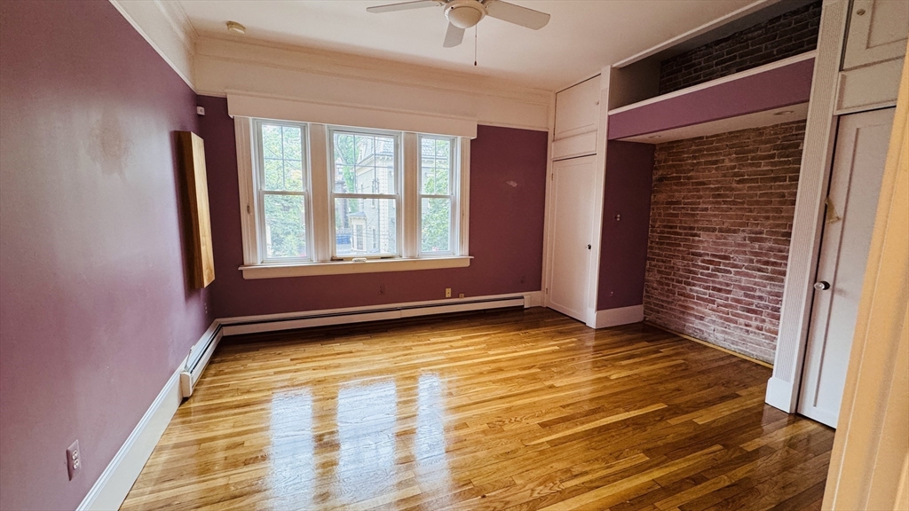 3 bed, 2 bath apartment for rent at 42 Bigelow Stree Unit 1, Mid-Cambridge — photo 3 of 18