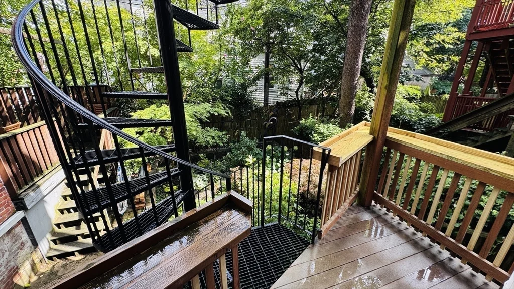 3 bed, 2 bath apartment for rent at 42 Bigelow Stree Unit 1, Mid-Cambridge — photo 12 of 18