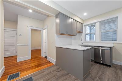 2 bed, 2 bath apartment for rent at 42 Brackett St Unit 1, Brighton — photo 4 of 22