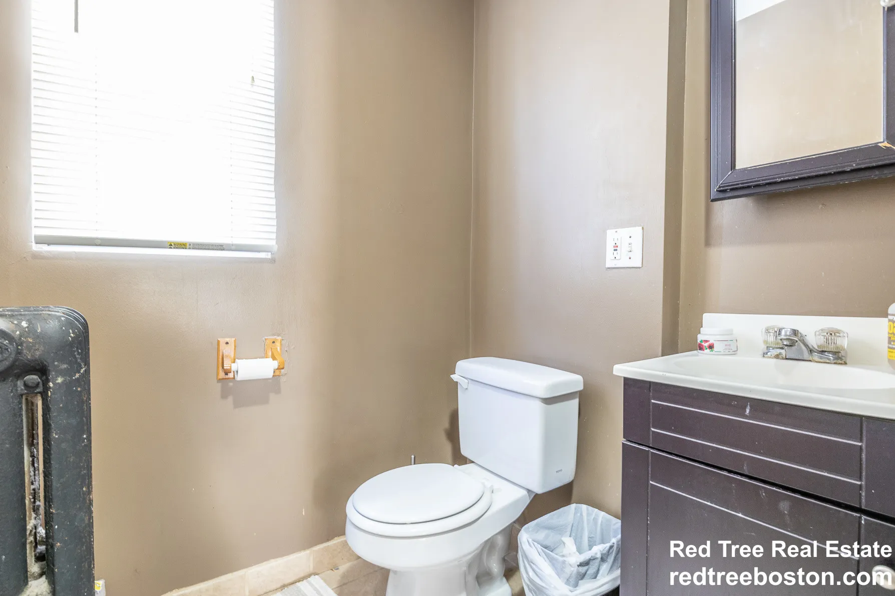 5 bed, 2 bath apartment for rent at 42 Brainerd Rd Unit 2, Brighton — photo 10 of 13