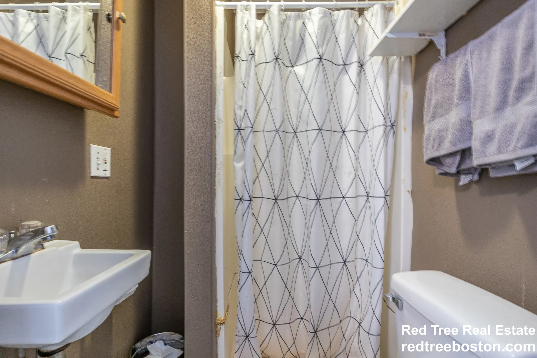 5 bed, 2 bath apartment for rent at 42 Brainerd Rd Unit 2, Brighton — photo 11 of 13