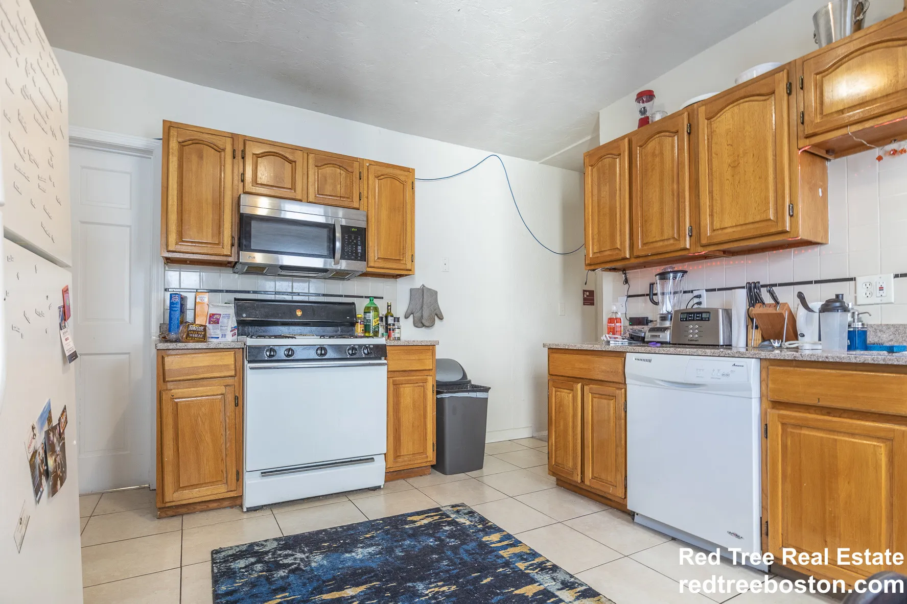 5 bed, 2 bath apartment for rent at 42 Brainerd Rd Unit 2, Brighton — photo 2 of 13