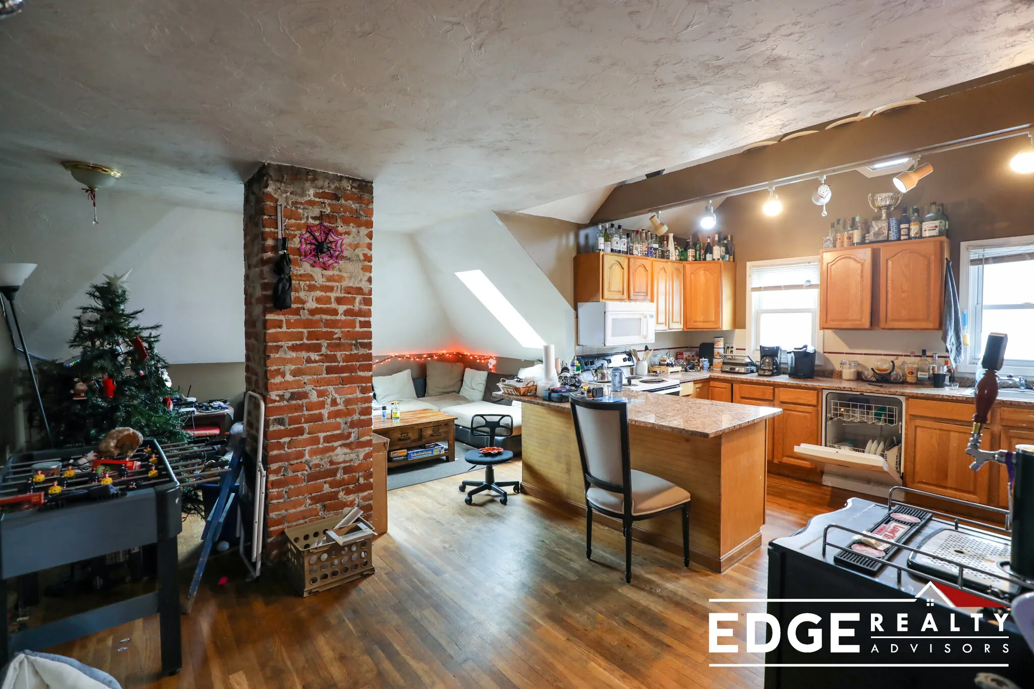 4 bed, 1 bath apartment for rent at 42 Brainerd Rd Unit 3, Brighton