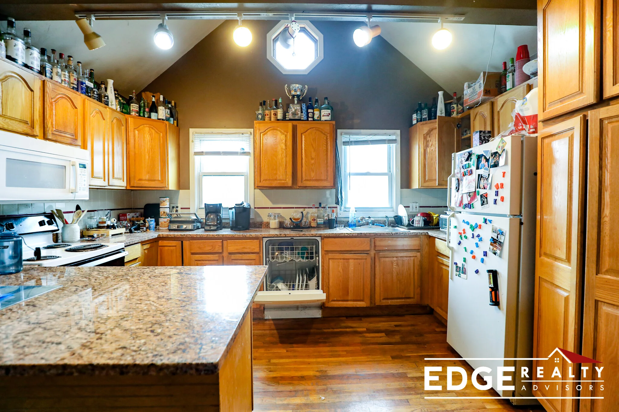 4 bed, 1 bath apartment for rent at 42 Brainerd Rd Unit 3, Brighton — photo 9 of 10