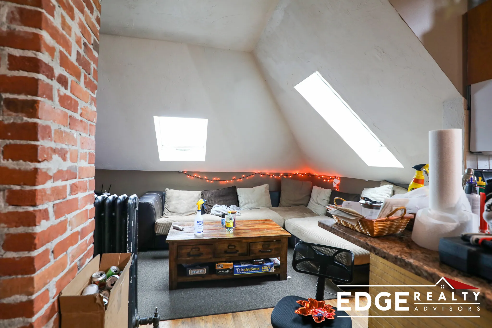 4 bed, 1 bath apartment for rent at 42 Brainerd Rd Unit 3, Brighton — photo 3 of 10