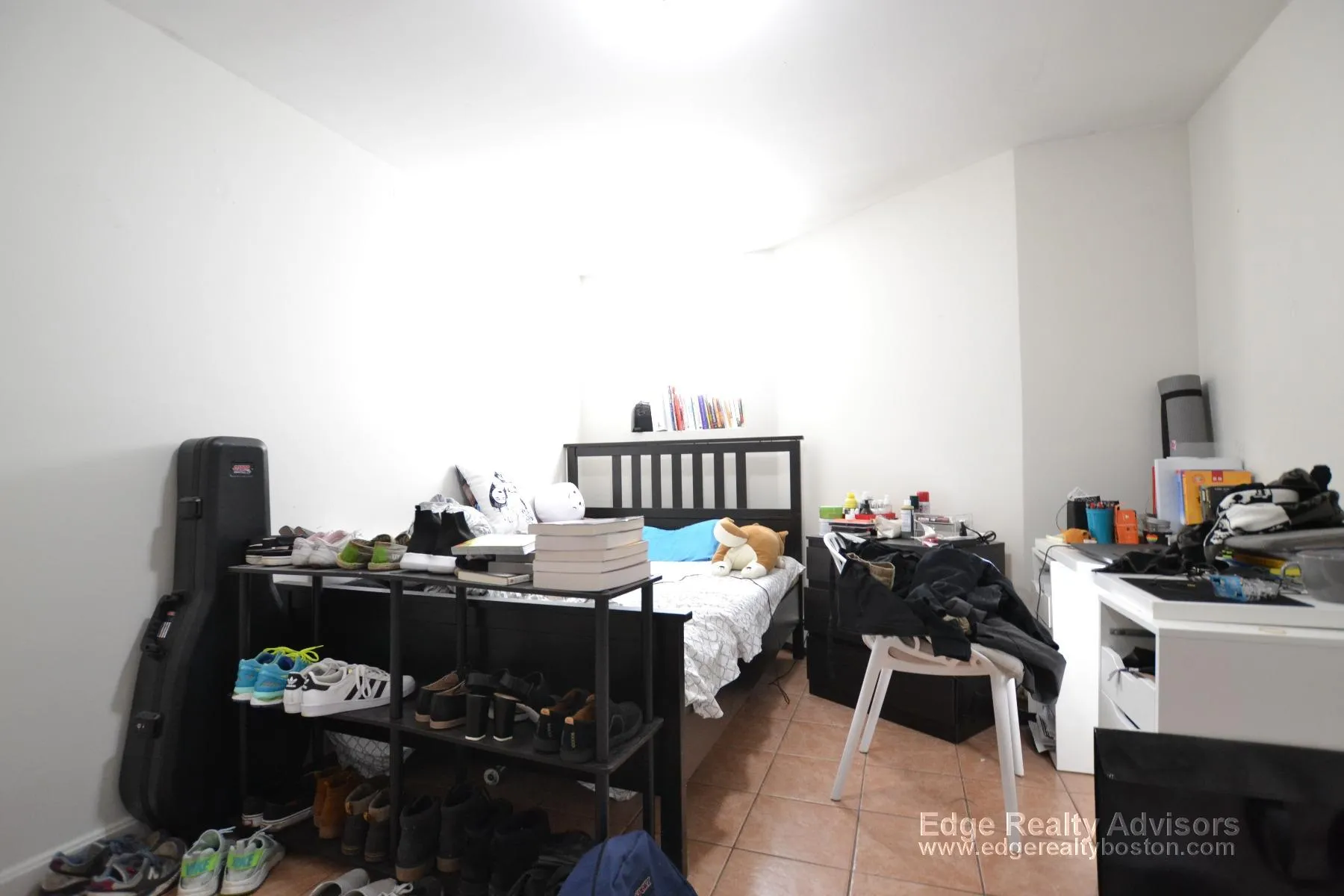3 bed, 1 bath apartment for rent at 42 Brainerd Rd Unit B, Brighton — photo 6 of 9