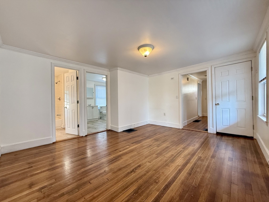 3 bed, 1 bath apartment for rent at 42 Broad St, North Attleboro — photo 5 of 14