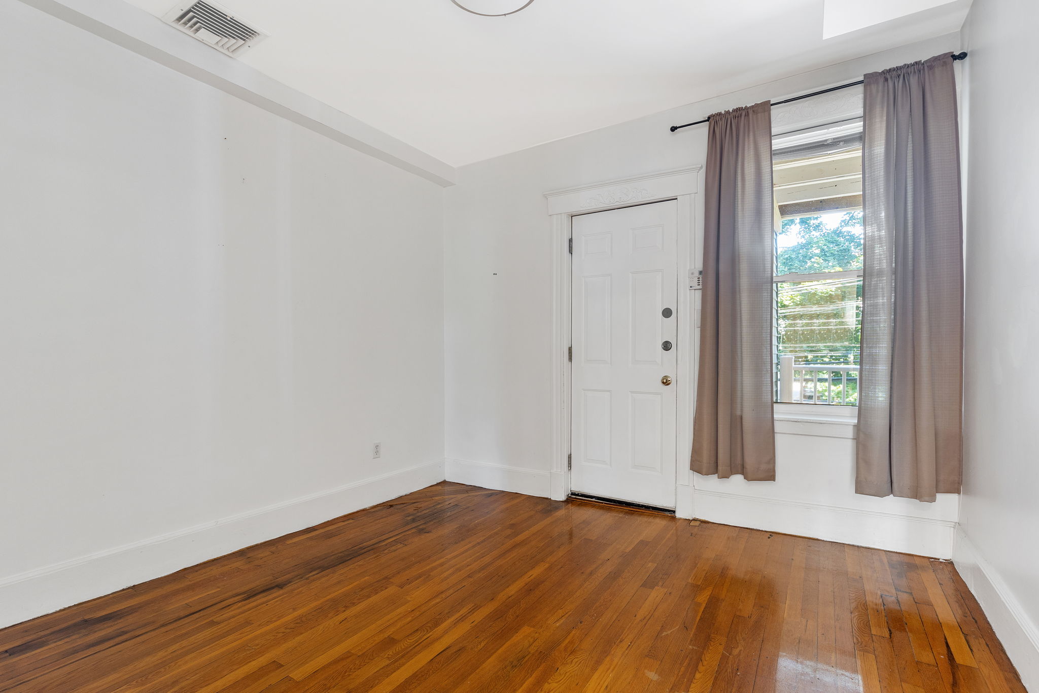 2 bed, 1 bath apartment for rent at 42 Cameron St Unit 02, Boylston Street — photo 7 of 16