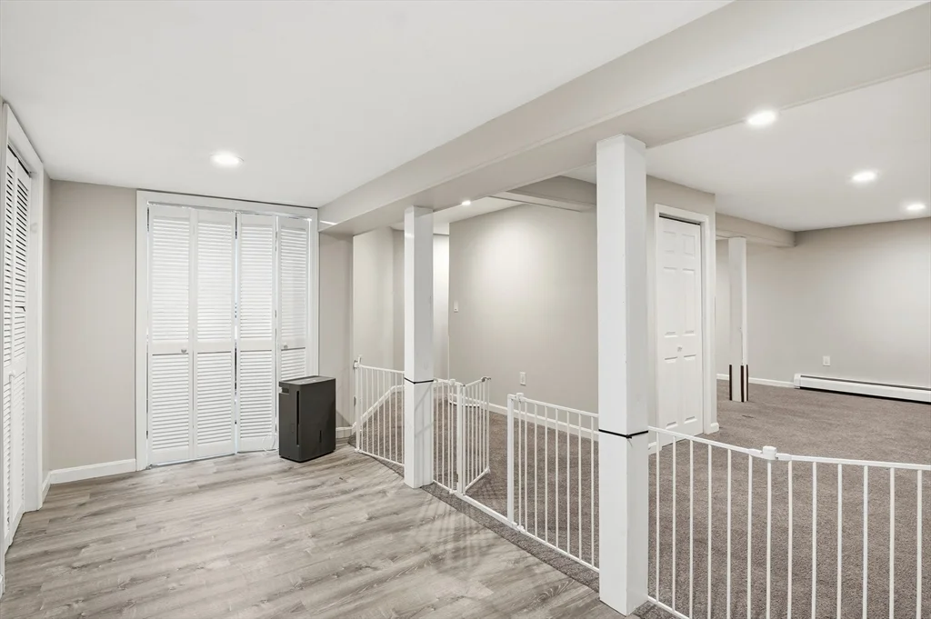 4 bed, 2 bath apartment for rent at 42 Catalpa Cir, Worcester — photo 30 of 35