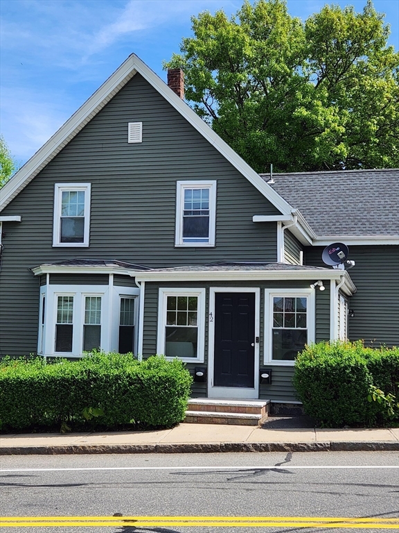 2 bed, 1 bath apartment for rent at 42 Centre St Unit 1, West Quincy — photo 1 of 10