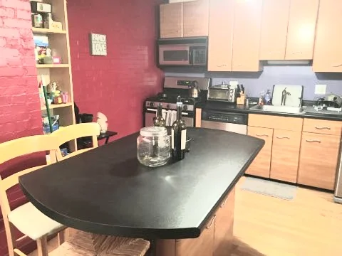 2 bed, 1 bath apartment for rent at 42 Chauncy St Unit 4B, Theatre District — photo 4 of 7