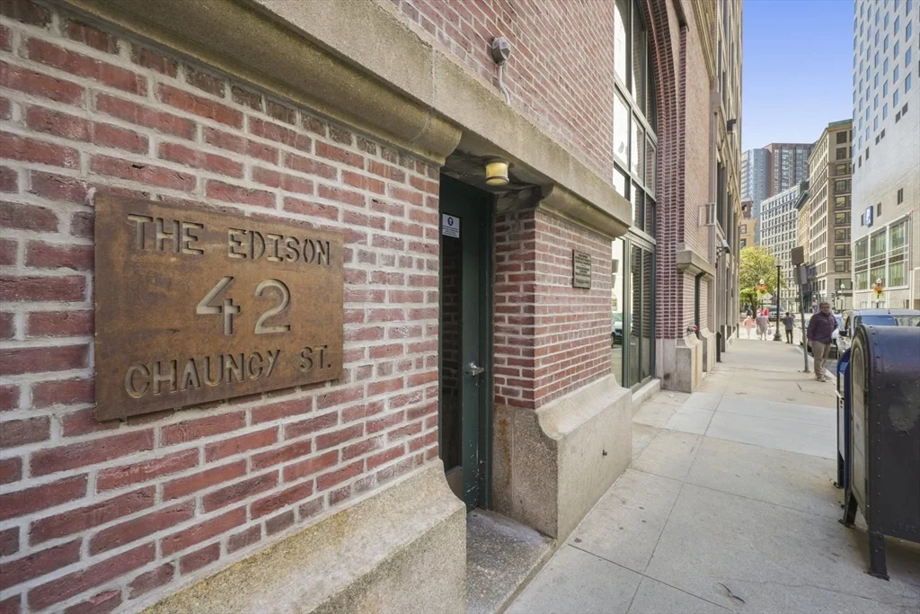 1 bed, 1 bath apartment for rent at 42 Chauncy St Unit 5A, Boston Downtown — photo 18 of 19