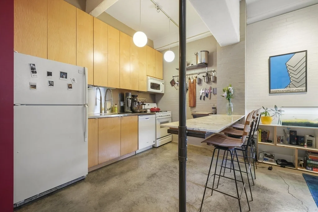 1 bed, 1 bath apartment for rent at 42 Chauncy St Unit 5A, Boston Downtown — photo 5 of 19
