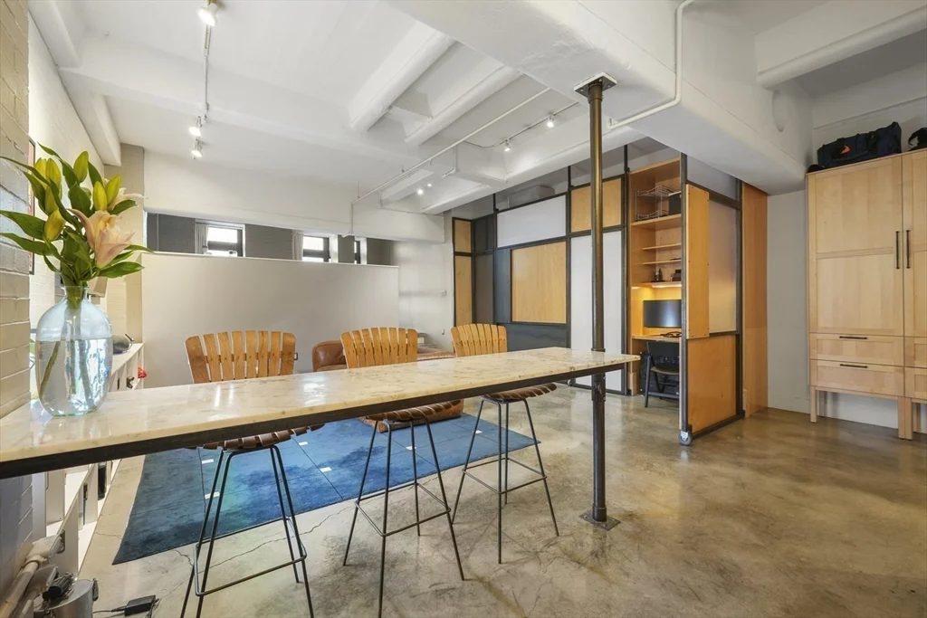 1 bed, 1 bath apartment for rent at 42 Chauncy St Unit 5A, Boston Downtown — photo 8 of 19