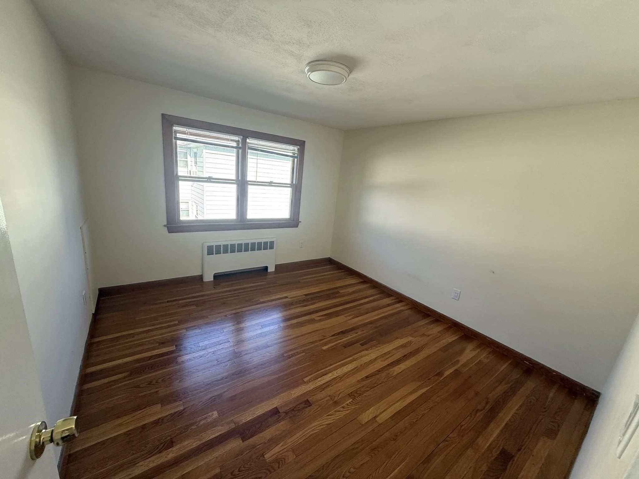 2 bed, 1 bath apartment for rent at 42 Chestnut St Unit 2, Belmont — photo 7 of 9