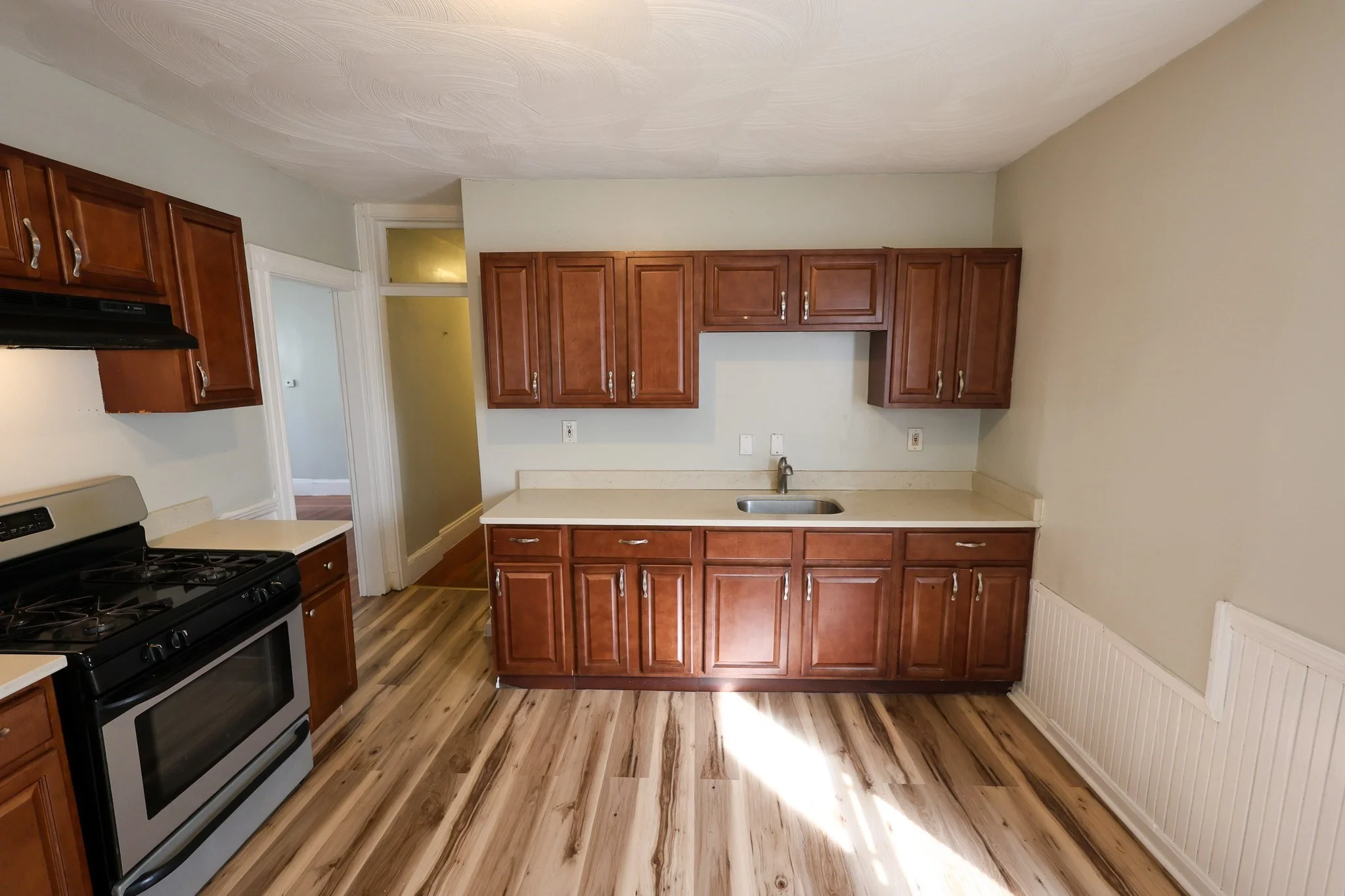 3 bed, 1 bath apartment for rent at 42 Colonial Ave Unit 3, Dorchester — photo 6 of 19