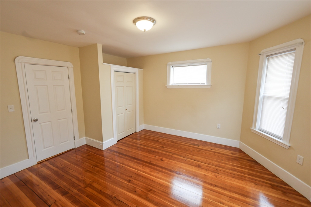3 bed, 1 bath apartment for rent at 42 Corona St Unit 2, Dorchester — photo 12 of 21