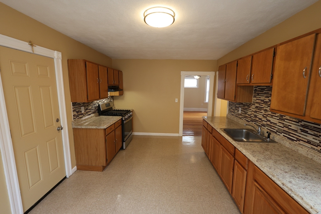 3 bed, 1 bath apartment for rent at 42 Corona St Unit 2, Dorchester — photo 7 of 21