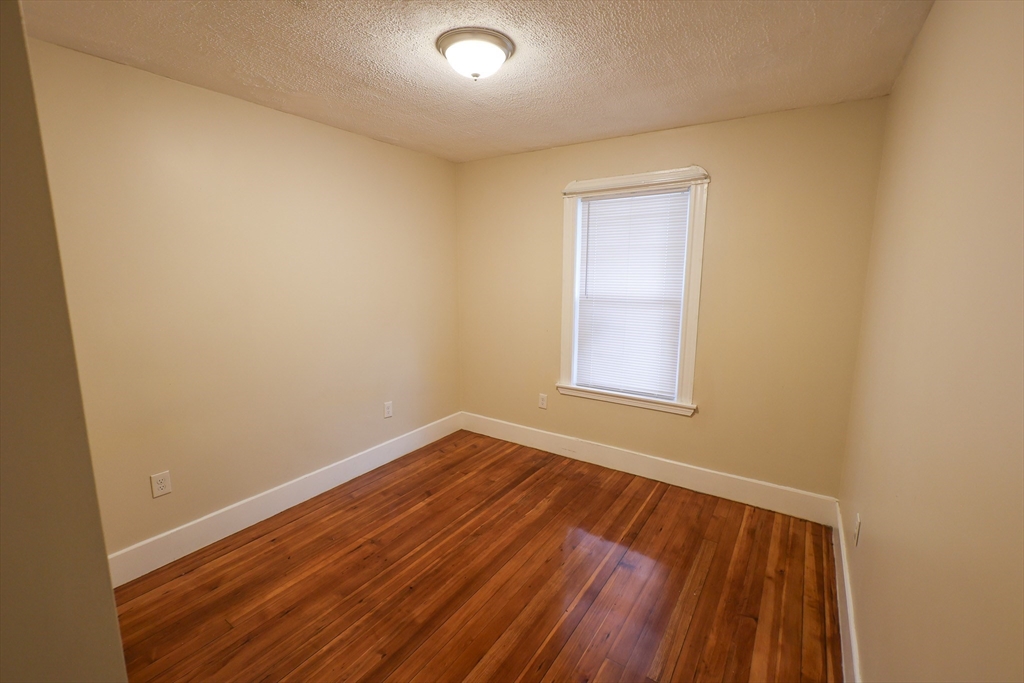 3 bed, 1 bath apartment for rent at 42 Corona St Unit 2, Dorchester — photo 20 of 21