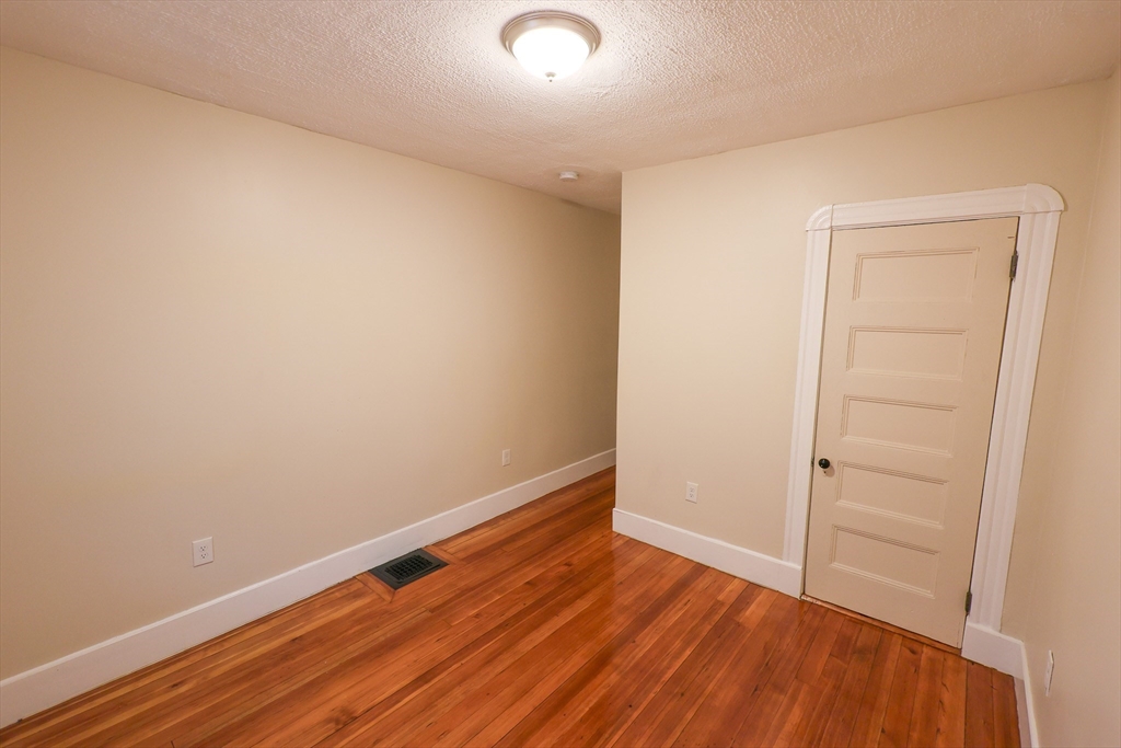 3 bed, 1 bath apartment for rent at 42 Corona St Unit 2, Dorchester — photo 19 of 21