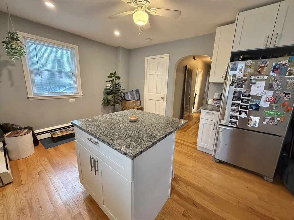 1 bed, 1 bath apartment for rent at 42 Court St Unit 1, Newton — photo 14 of 17