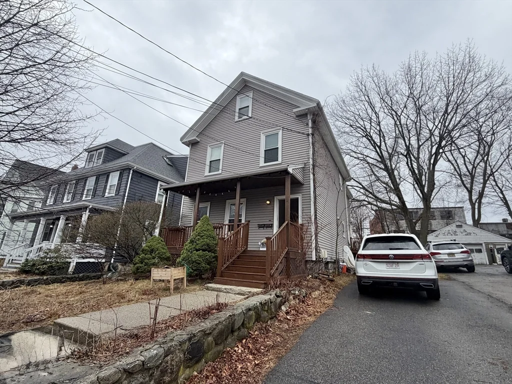 1 bed, 1 bath apartment for rent at 42 Court St Unit 1, Newton — photo 2 of 17