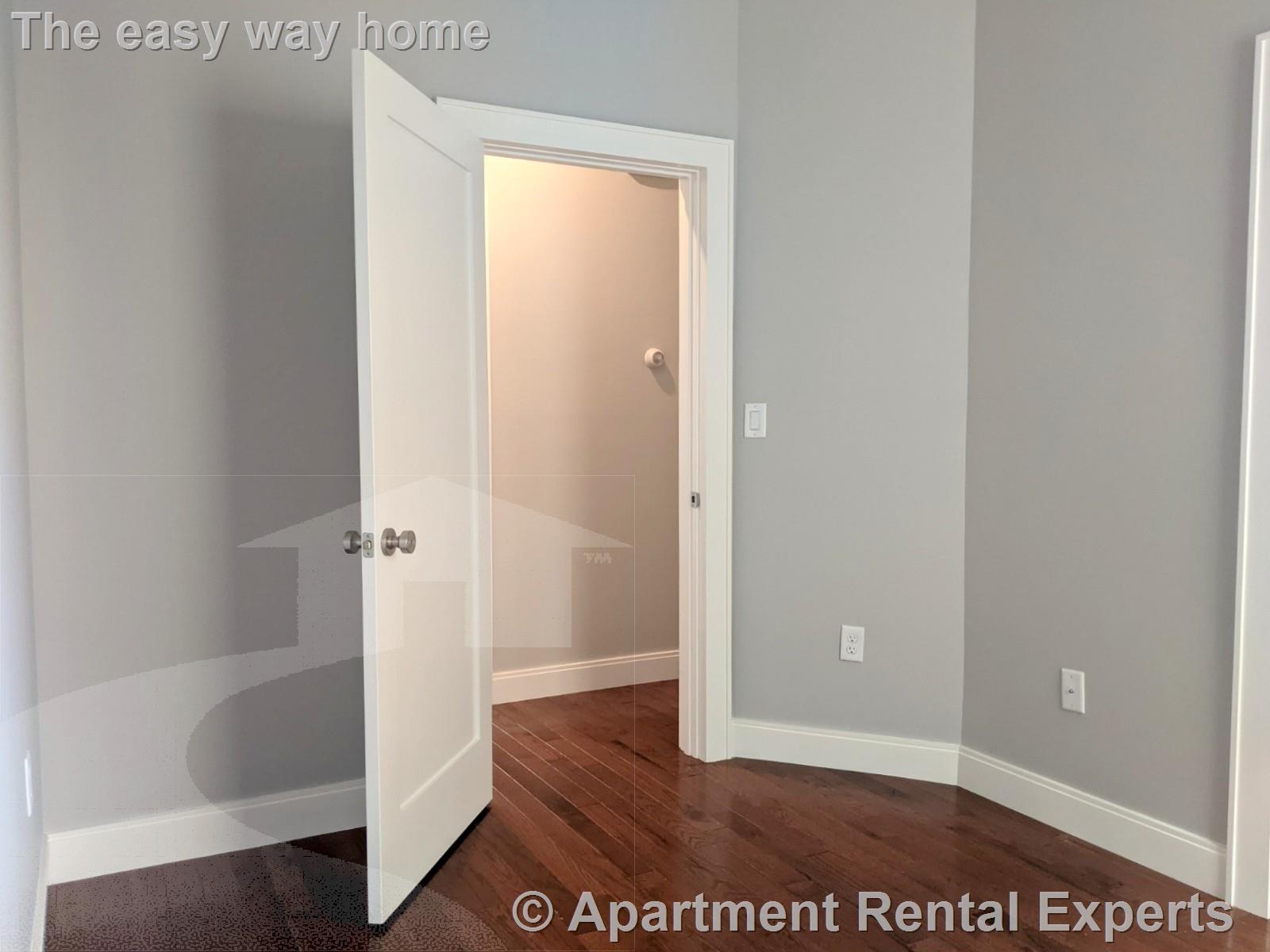 3 bed, 1 bath apartment for rent at 42 Crescent St Unit 2, Sullivan Square — photo 10 of 22