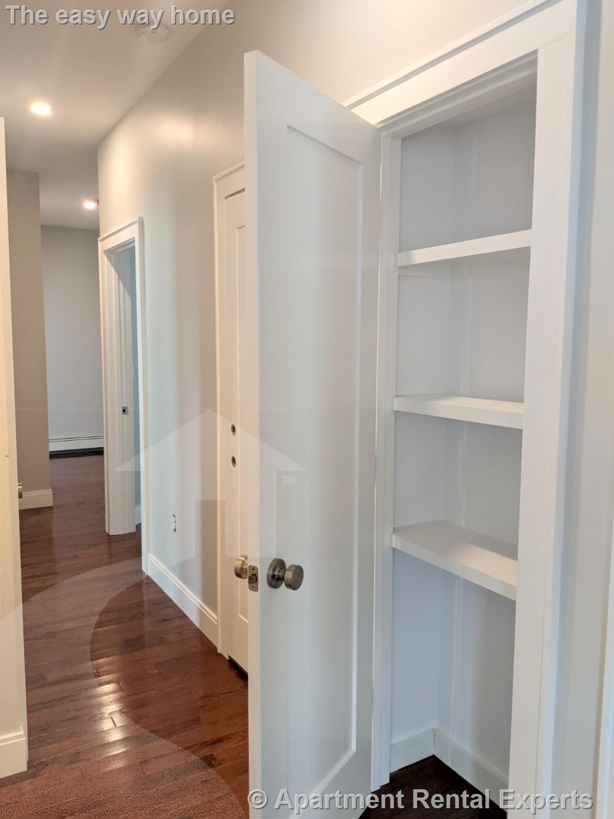 3 bed, 1 bath apartment for rent at 42 Crescent St Unit 2, Sullivan Square — photo 15 of 22