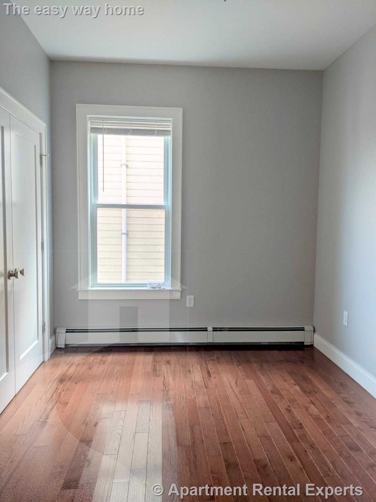 3 bed, 1 bath apartment for rent at 42 Crescent St Unit 2, Sullivan Square — photo 9 of 22