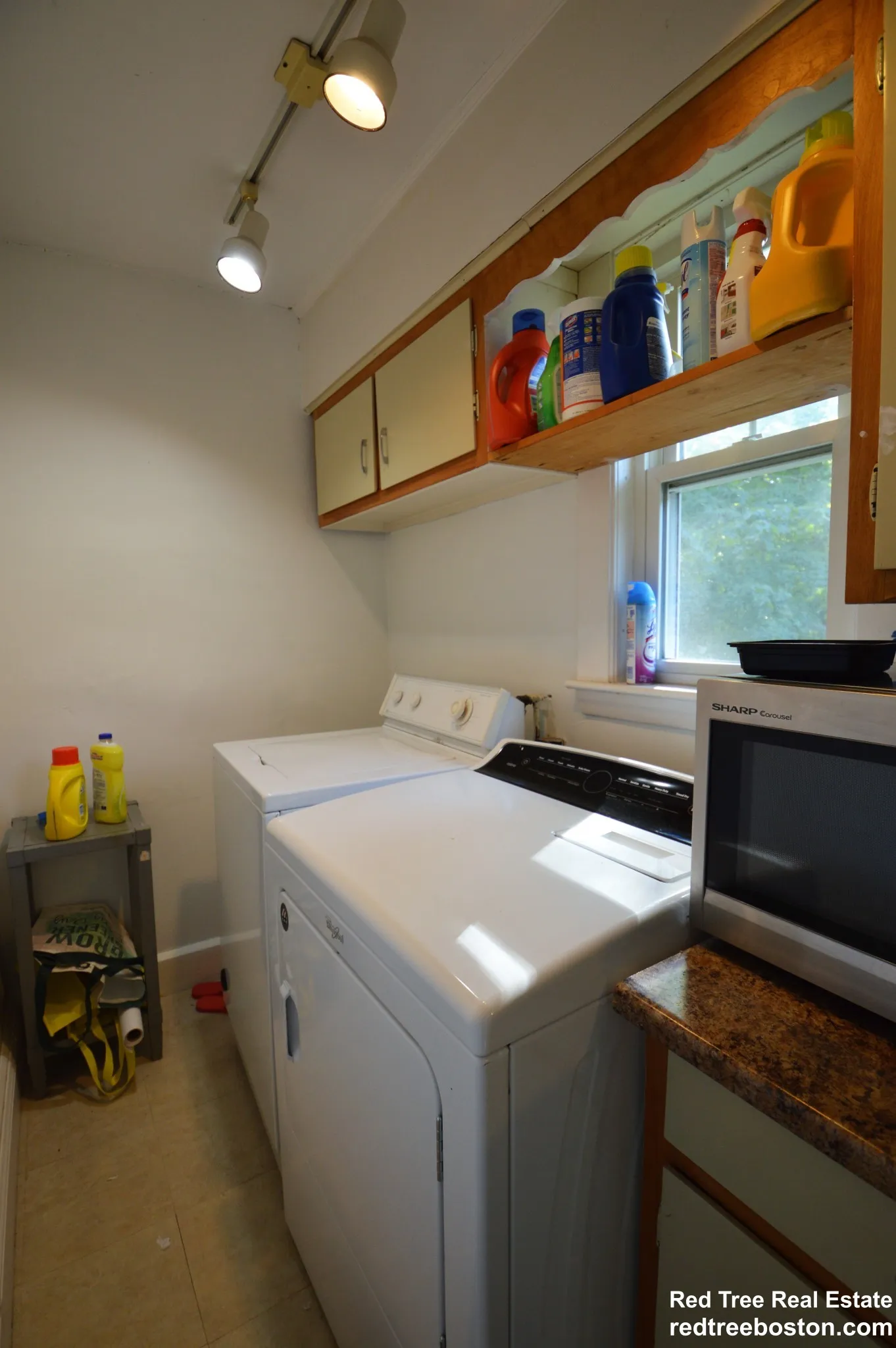 4 bed, 2 bath apartment for rent at 42 Crosby Rd Unit 2, Chestnut Hill — photo 9 of 17